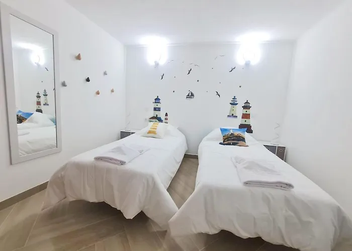 Quartos Grupos Гостевой дом *