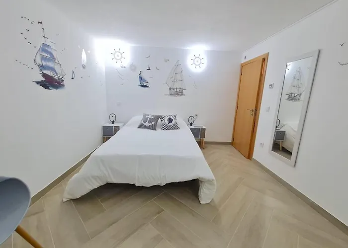 Гостевой дом Quartos Grupos Назаре